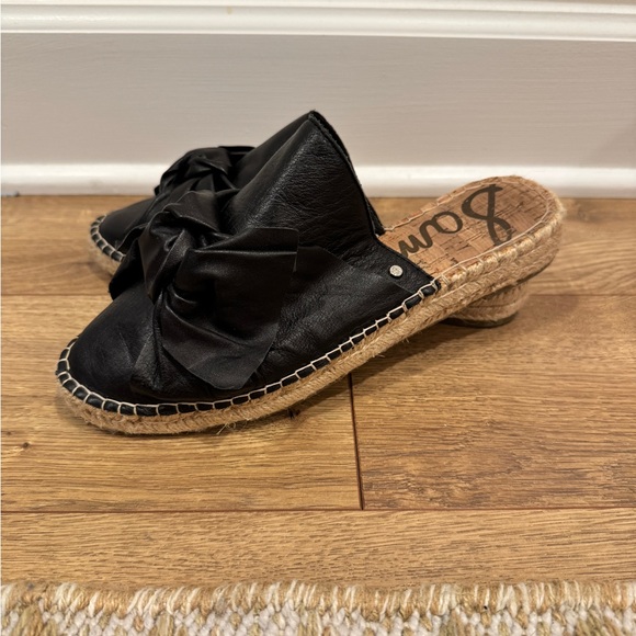 Adorable Sam Edelman slides - Picture 2 of 5